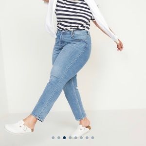 Old Navy The Sky-Hi Straight Extra High Rise Jeans with Secret Slim Pocket
